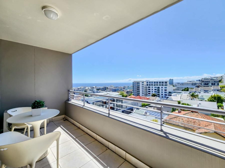 2 Bedroom Property for Sale in Sea Point Western Cape